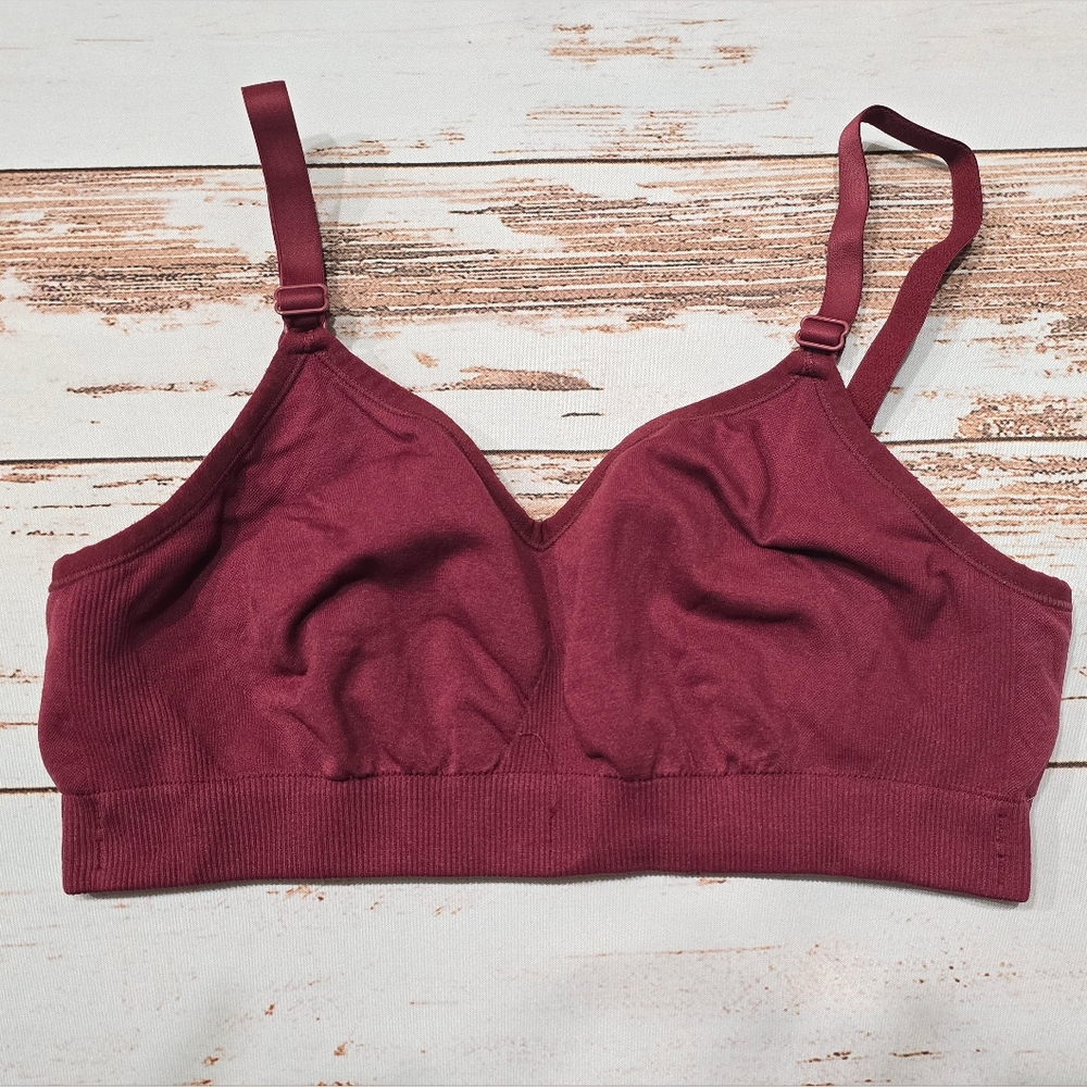 Knix Bra M Smooth Buttery Soft Maroon Wire Free Comfortable Yoga